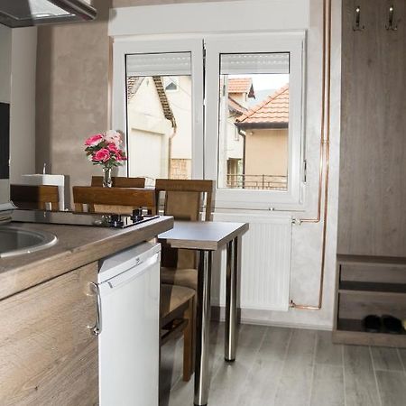 City Apartment Bb 巴伊纳巴什塔 外观 照片